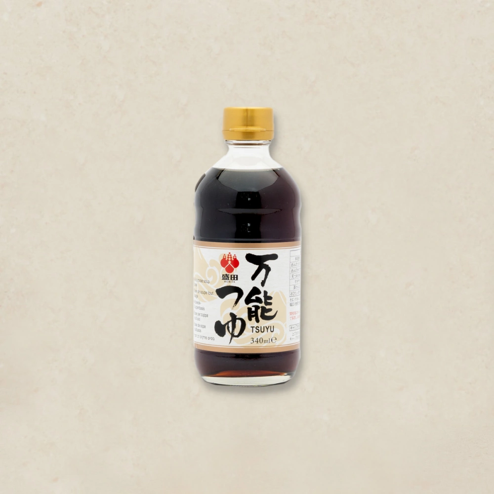 반노쯔유 Bottle of tsuyu soy sauce with a gold cap, label shows TSUYU 340 ml on a beige background